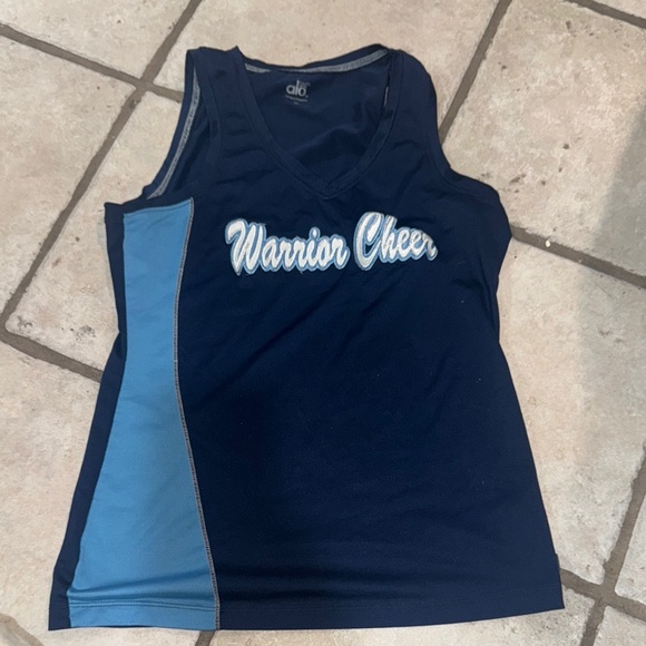 ALO Yoga Tops - Alo tank